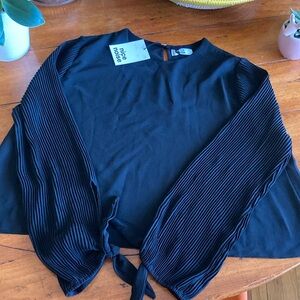NWT Black Pleated Sleeve Top size S